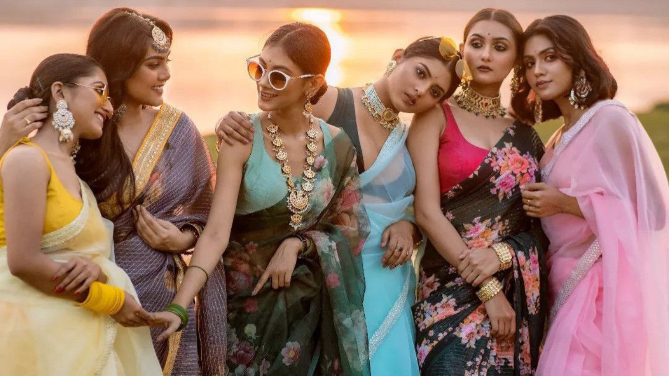 Gen Z Saree Look: 7 Ways to Style a Saree Like a Trendsetter in 2025
