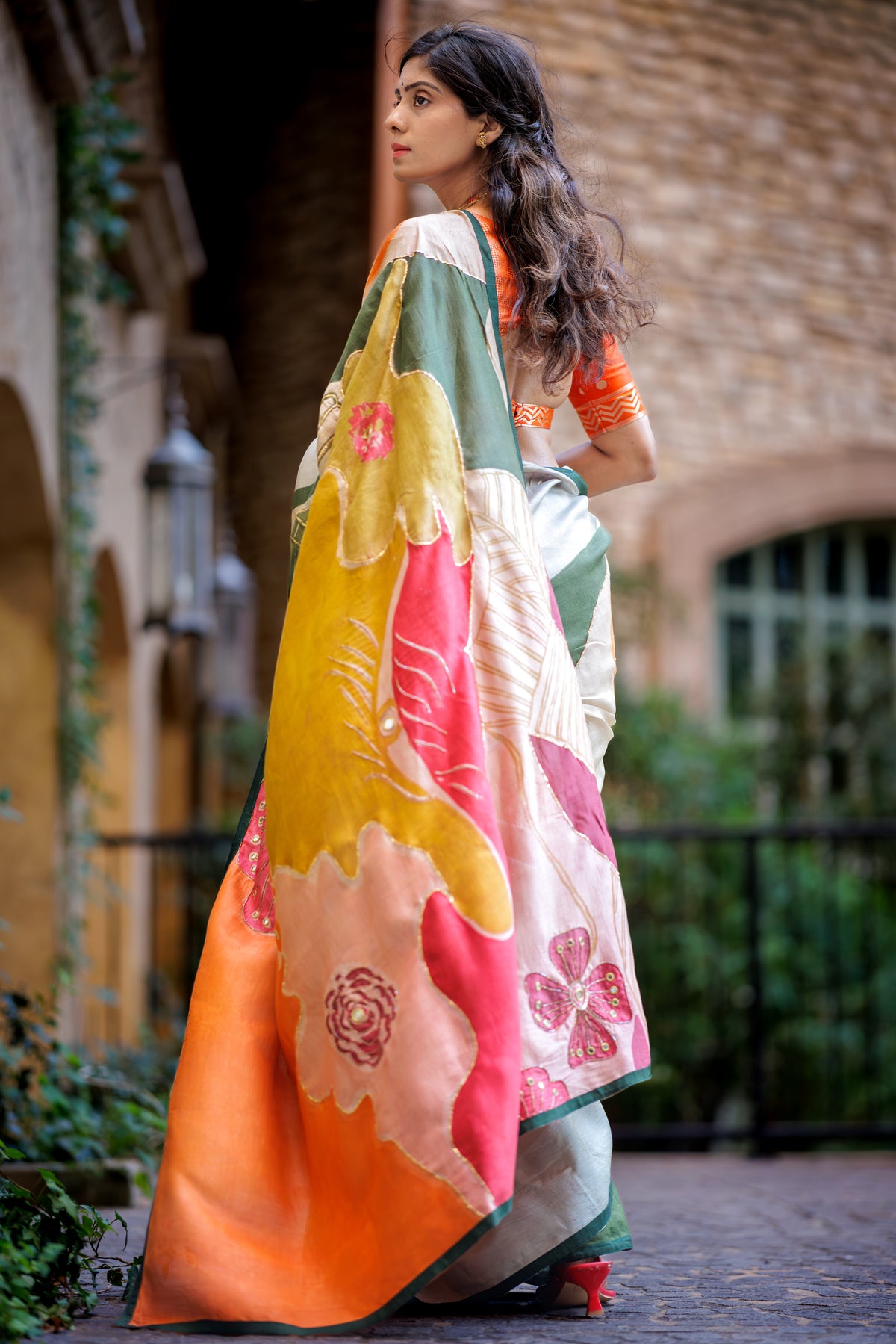 shop srikalahasti pen kalamkari sarees online by shop ojasi